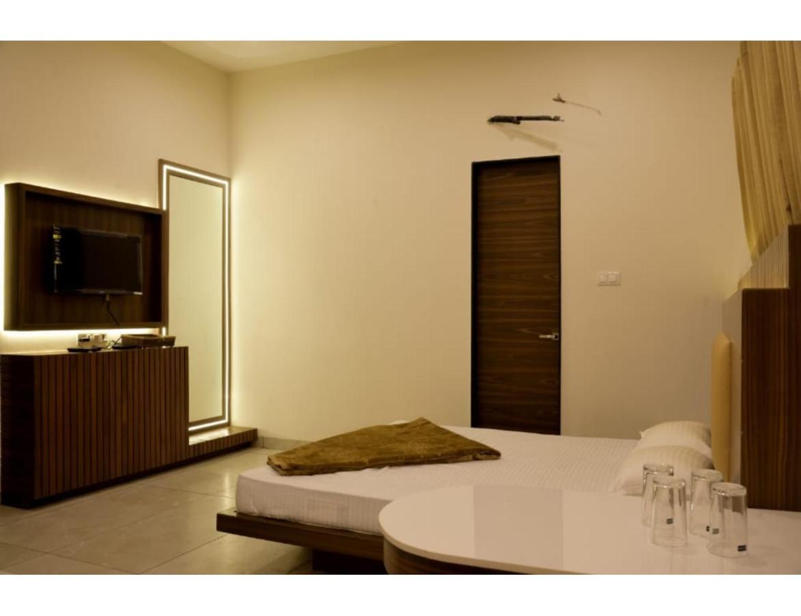 Hotel Govindam, אויאיין מראה חיצוני תמונה